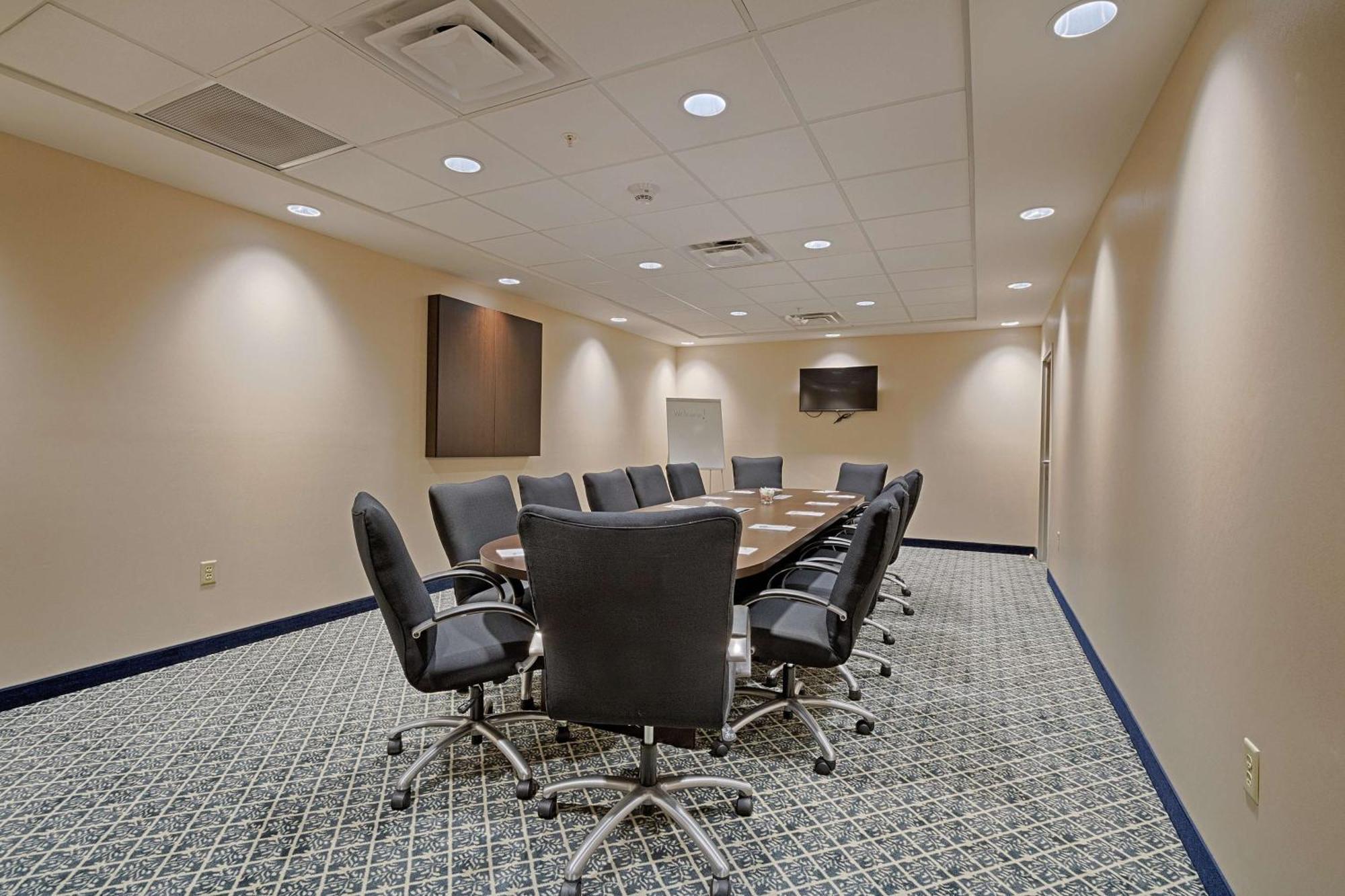 Hampton Inn & Suites Cazenovia, Ny Экстерьер фото