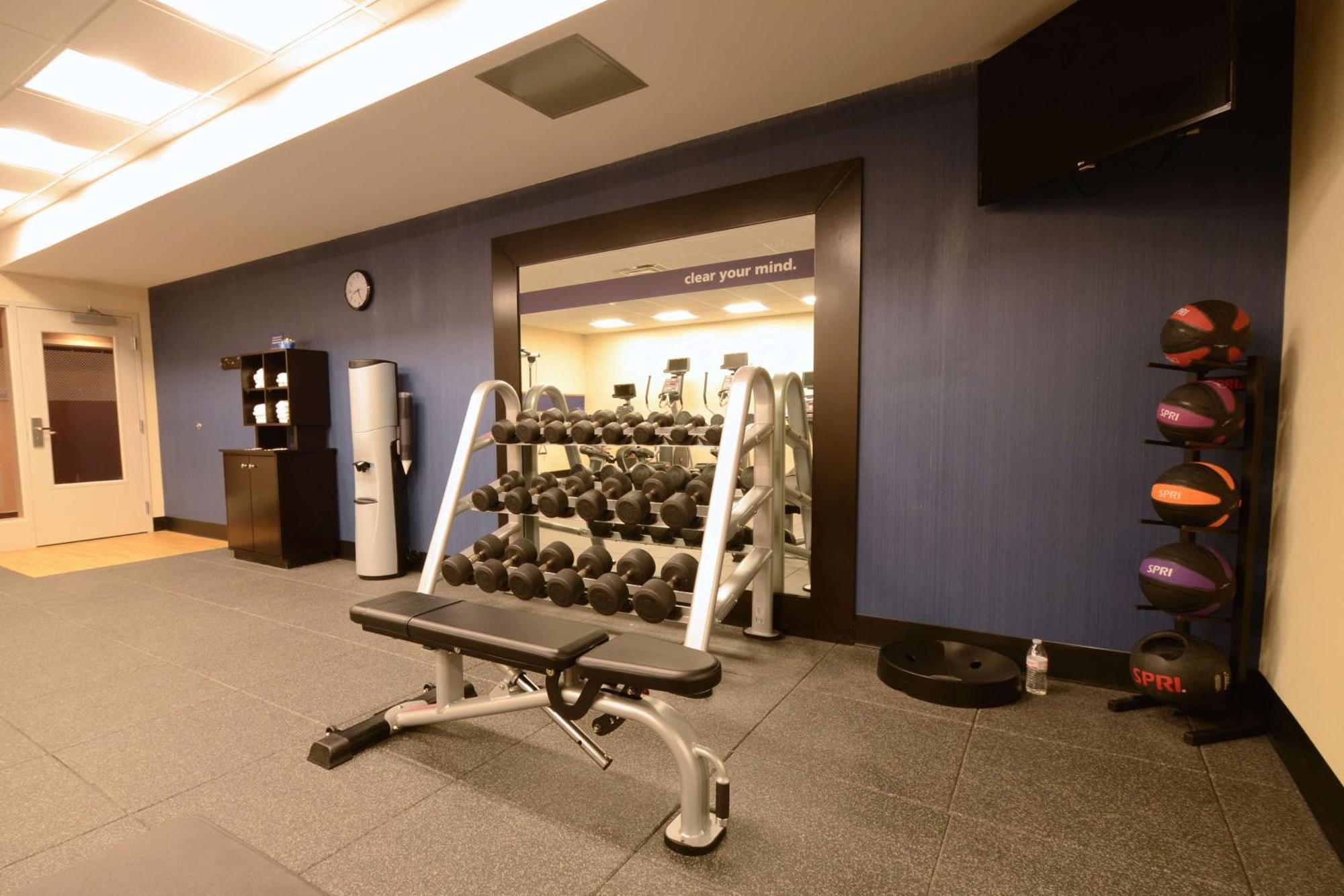 Hampton Inn & Suites Cazenovia, Ny Экстерьер фото