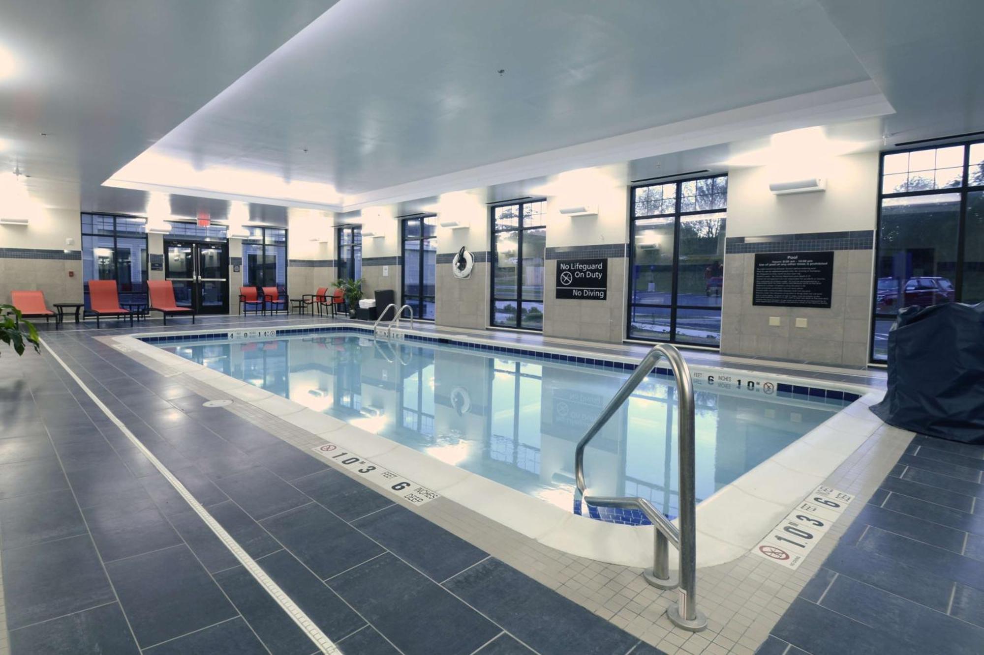 Hampton Inn & Suites Cazenovia, Ny Экстерьер фото