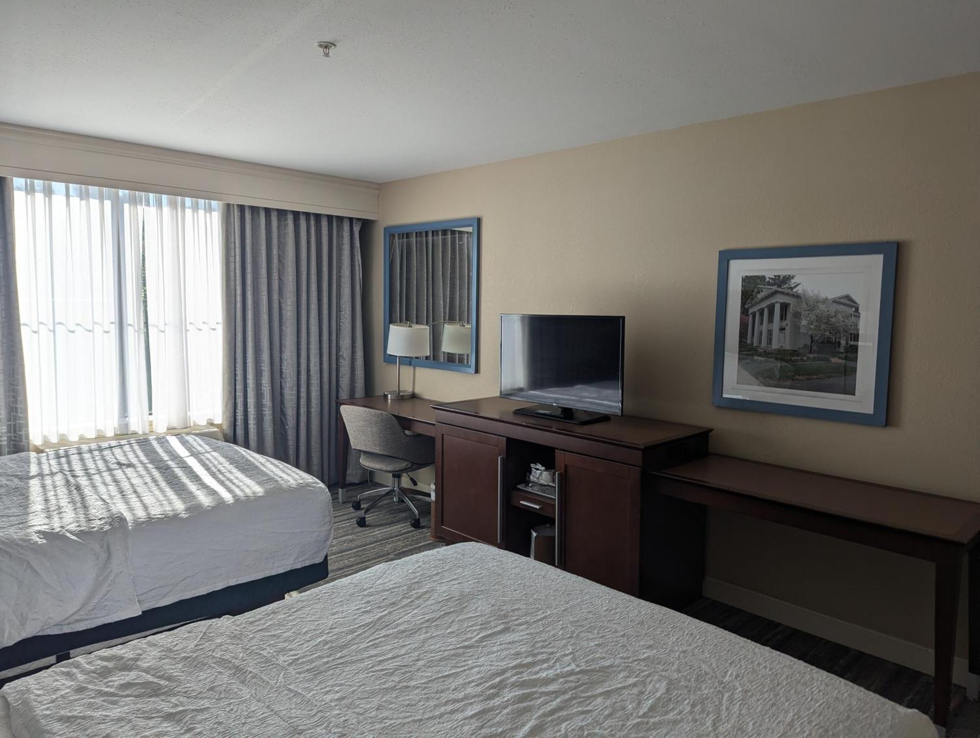 Hampton Inn & Suites Cazenovia, Ny Экстерьер фото