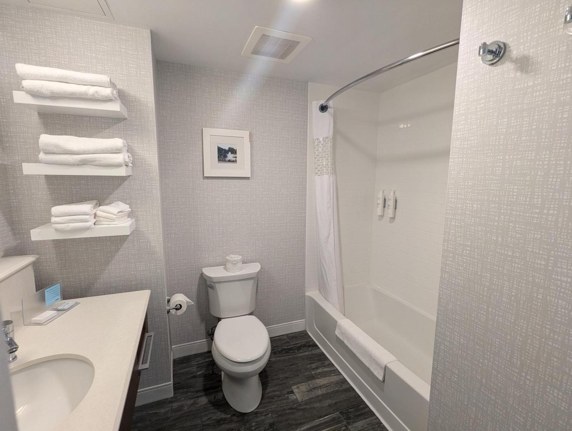 Hampton Inn & Suites Cazenovia, Ny Экстерьер фото